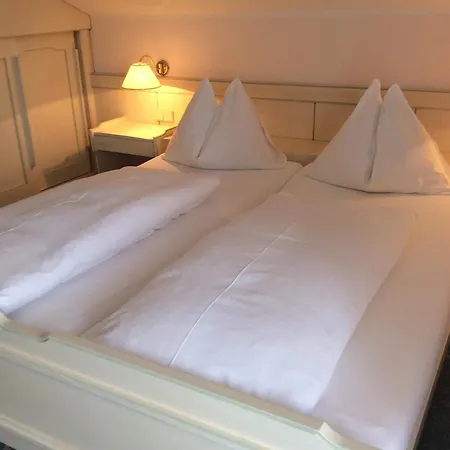 Gaestehaus Fertschey 3* Фельден-ам-Вёртер-Зе