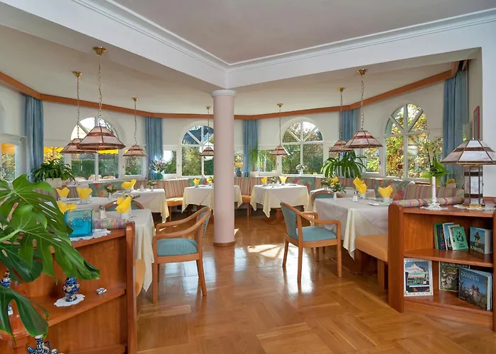 Hotel Gaestehaus Fertschey 3*